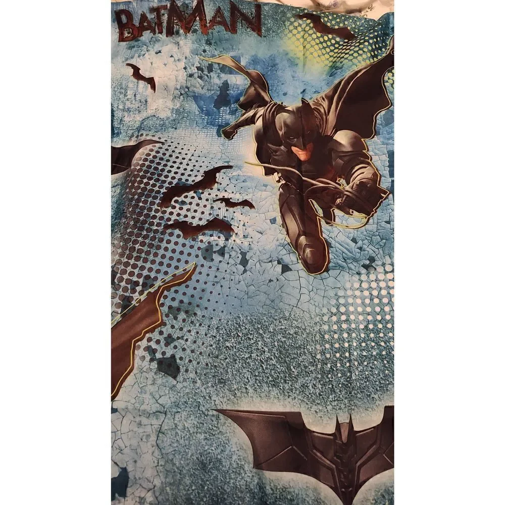 Batman Full size flat sheet. Please see images. All over print of batman.